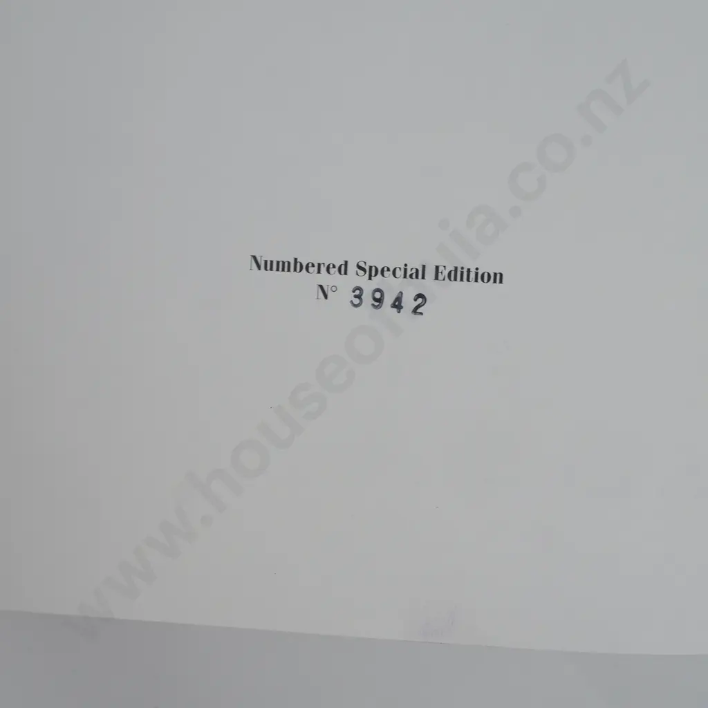 Book -  Peter Blake Adventurer, Numbered Special Edition No 3942 Image 1++
