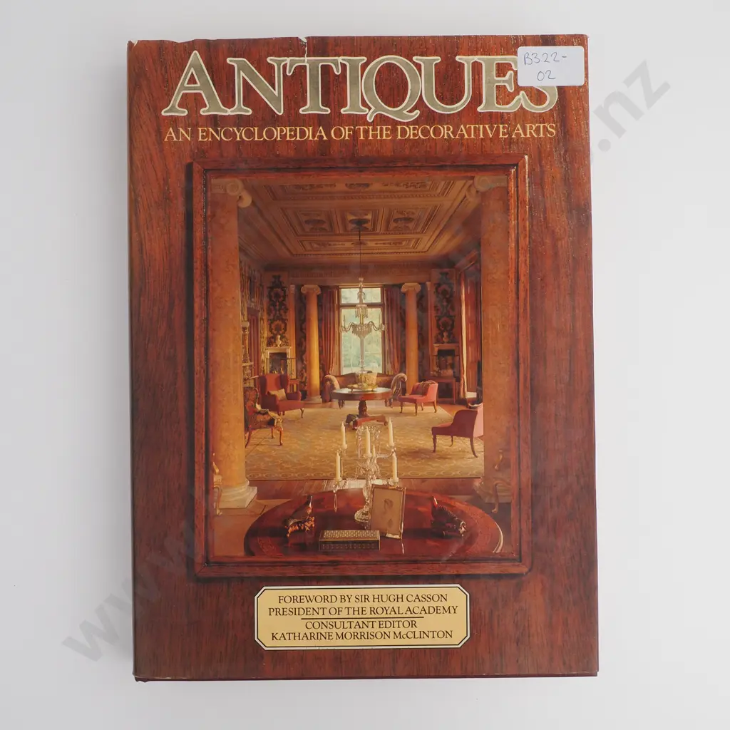 Antiques: An Encyclopaedia Of The Decorative Arts Image 1++