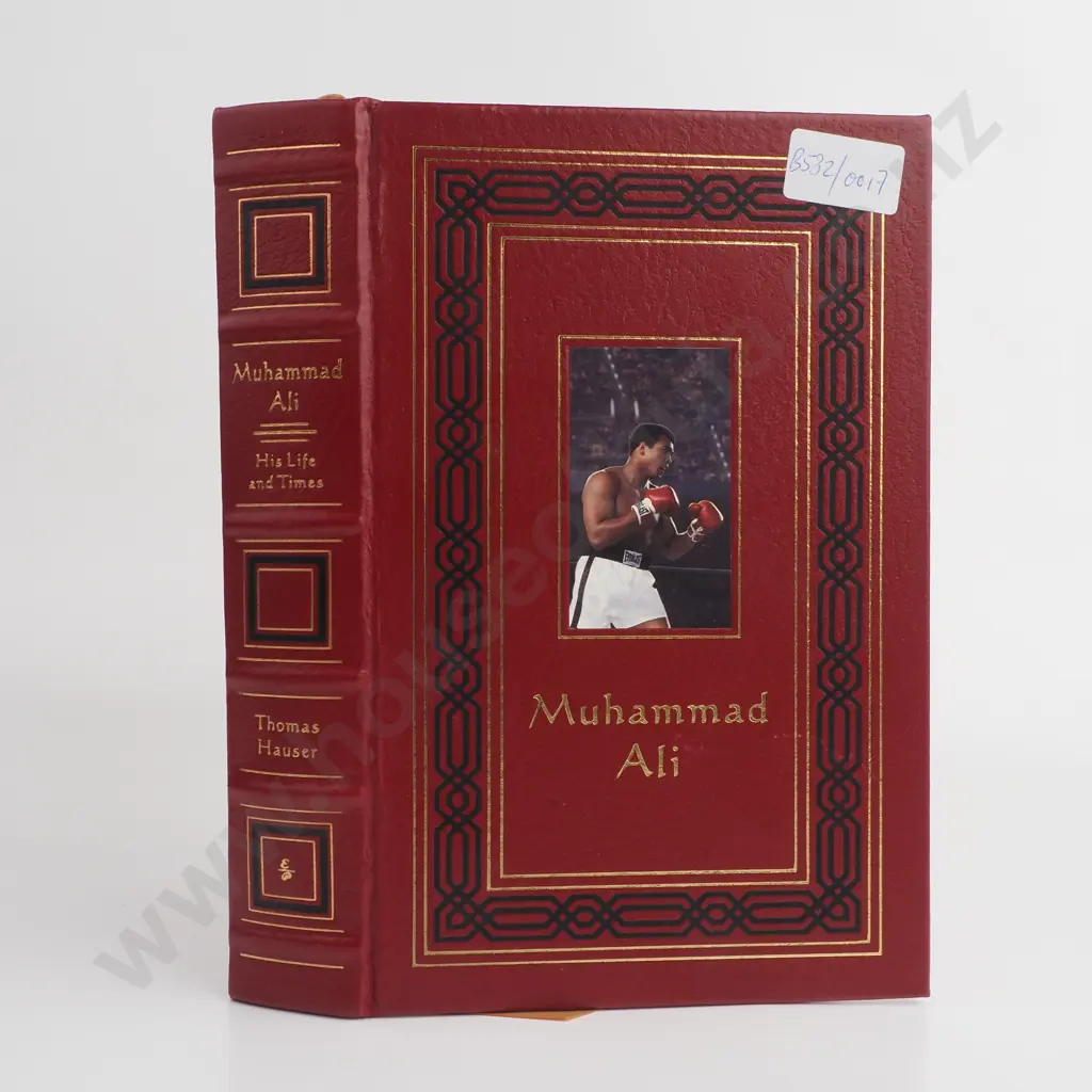 Hauser, Thomas; Muhammad Ali - His Life and Times, Signed CE: 1473/3500 Image 1++