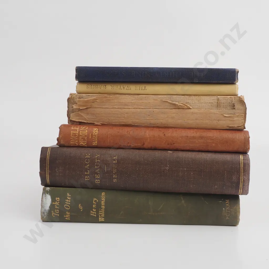 6 Old Novels Image 1++