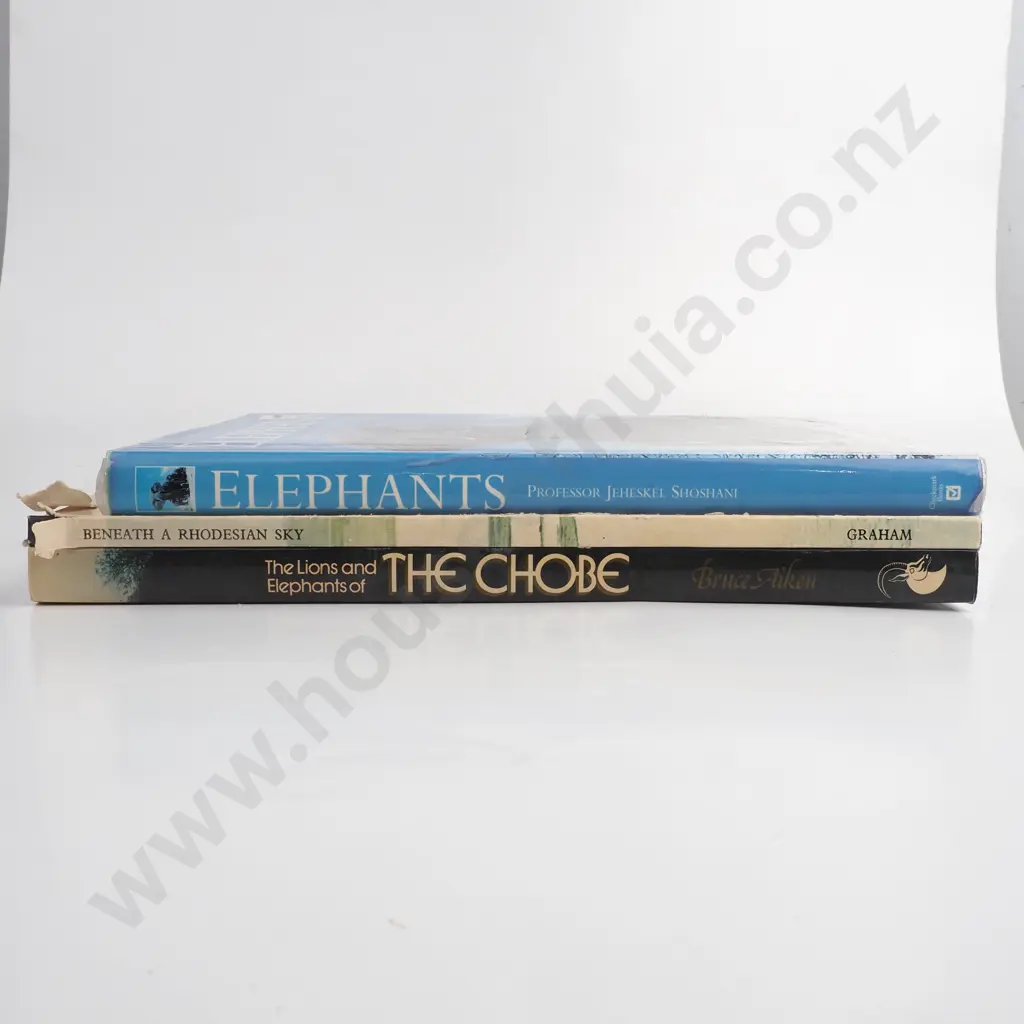 3 x Books in Relation to African Wildlife Image 1++