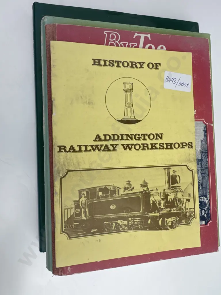 5 books on New Zealand Railways Image 1++