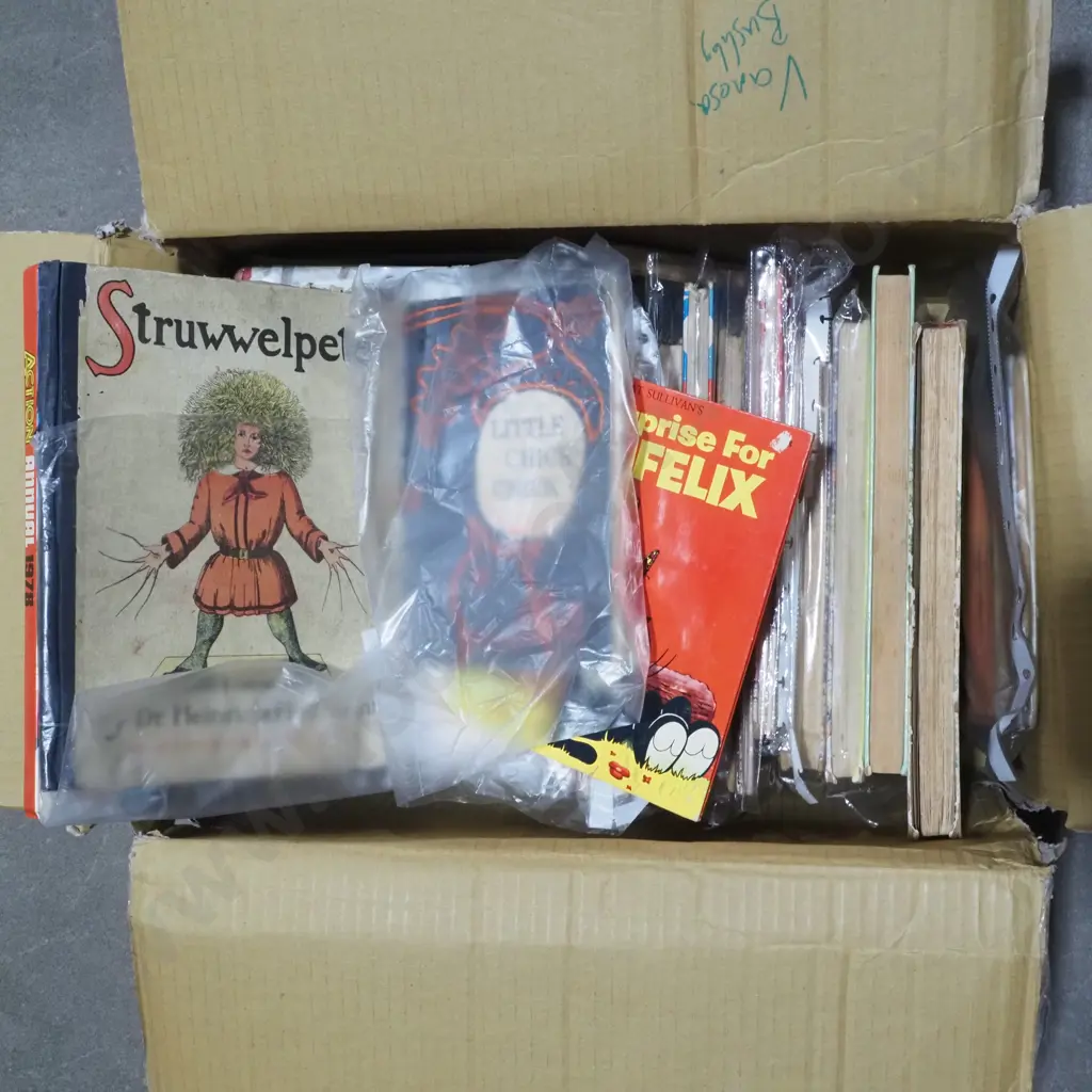 Box lot of Children's Books Image 1++