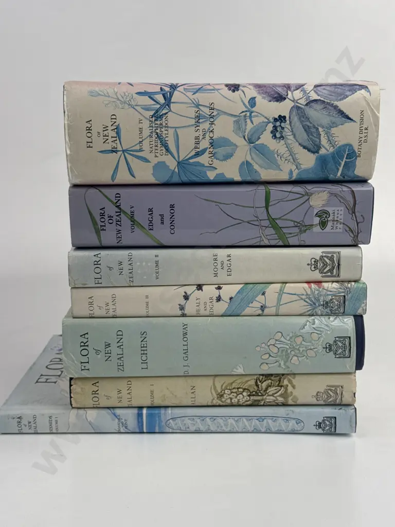Flora of New Zealand. Volumes 1 to 5. Allan H H Moore L.B., Edgar E., Healy A.J.,Webb,C.J; Sykes W.R; G Image 1++