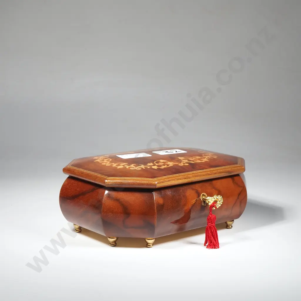 Vintage Italian Inlaid Wood Music Box w Costume Jewellery Image 1++