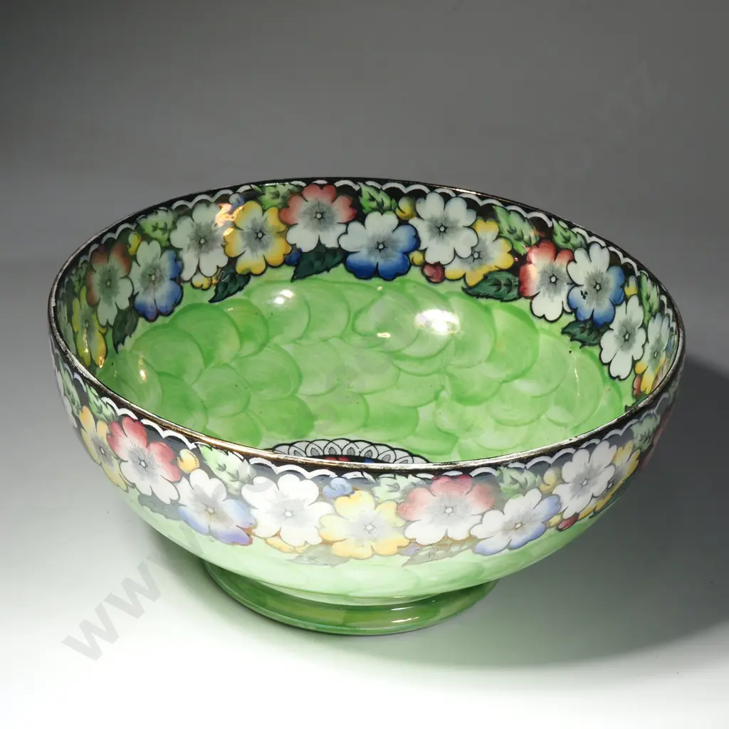 Large Green Lustre Thumbprint Bowl w Floral Pattern Image 1++