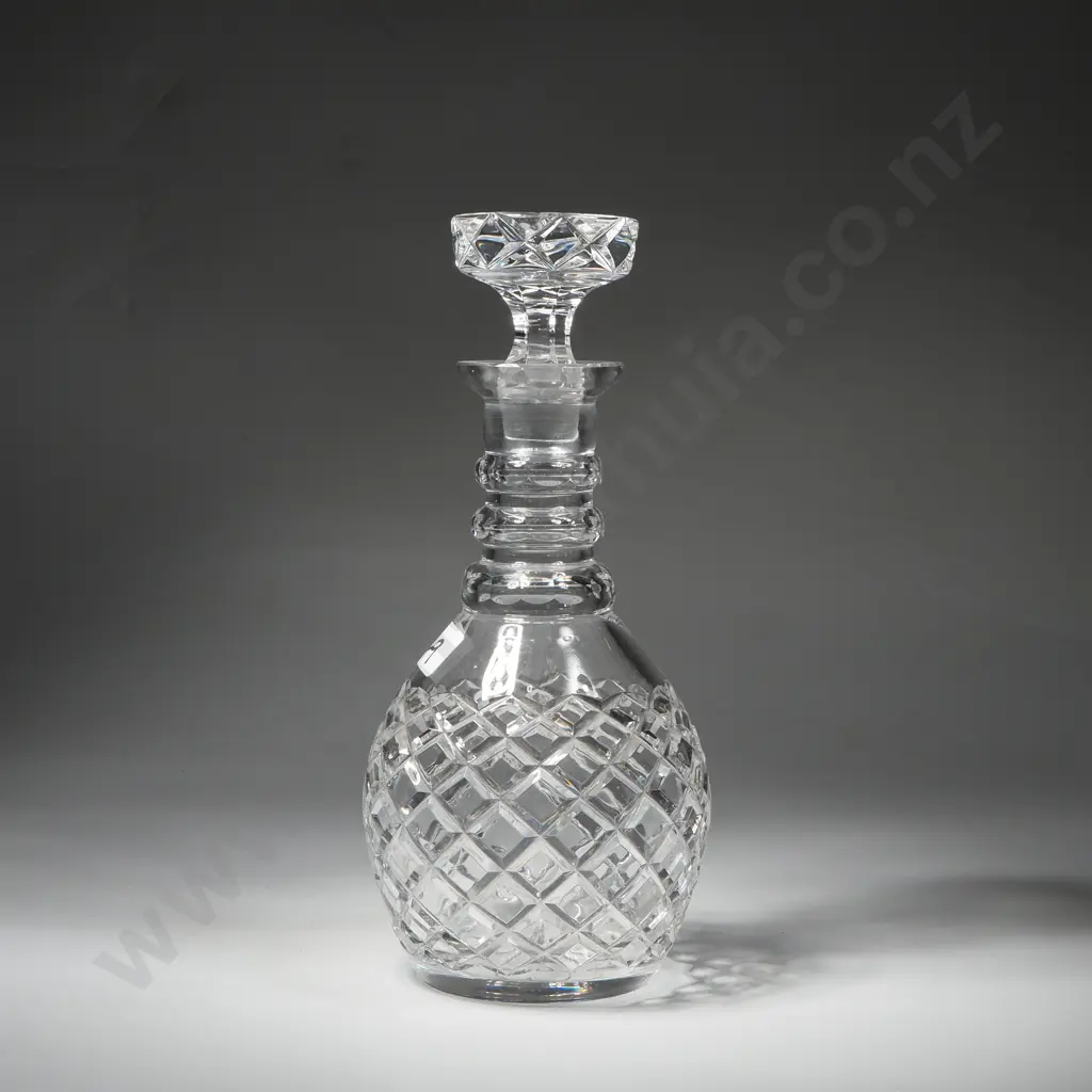 Crystal Three Ring Decanter Image 1++
