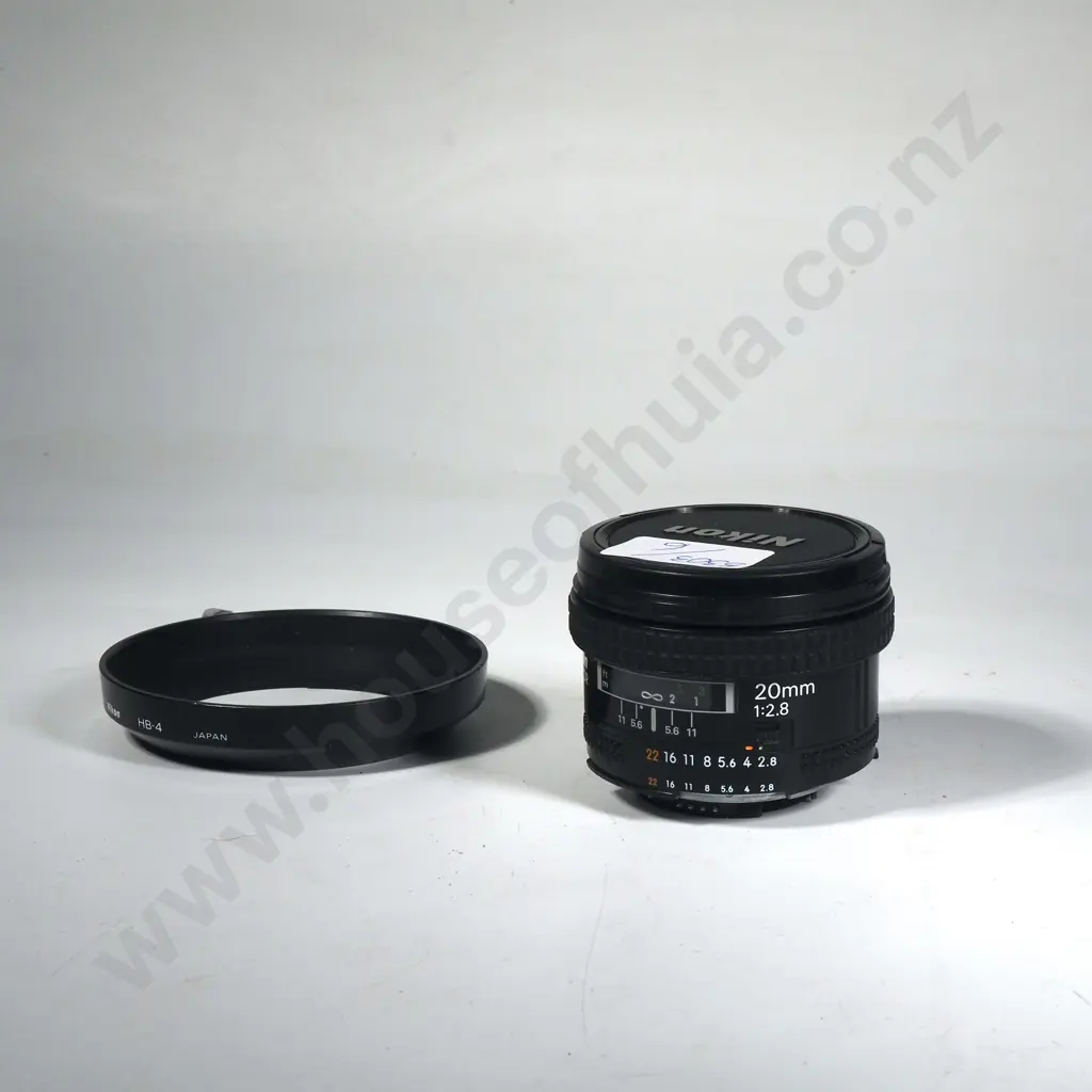 Nikon AF Nikkor 20mm f/2.8D Wide Angle Lens Image 1++