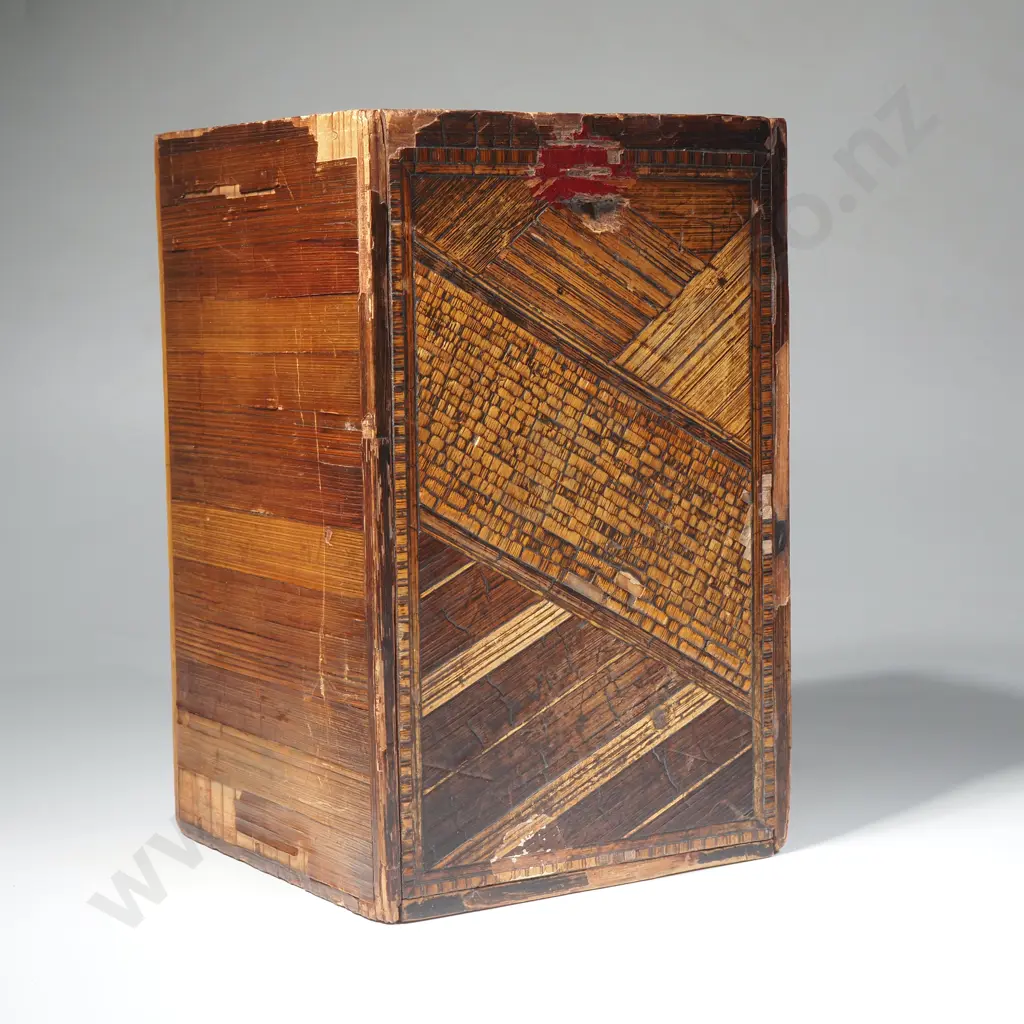 Small Wooden Box w Intricate Parquetry Designs & w Sliding Top Image 1++