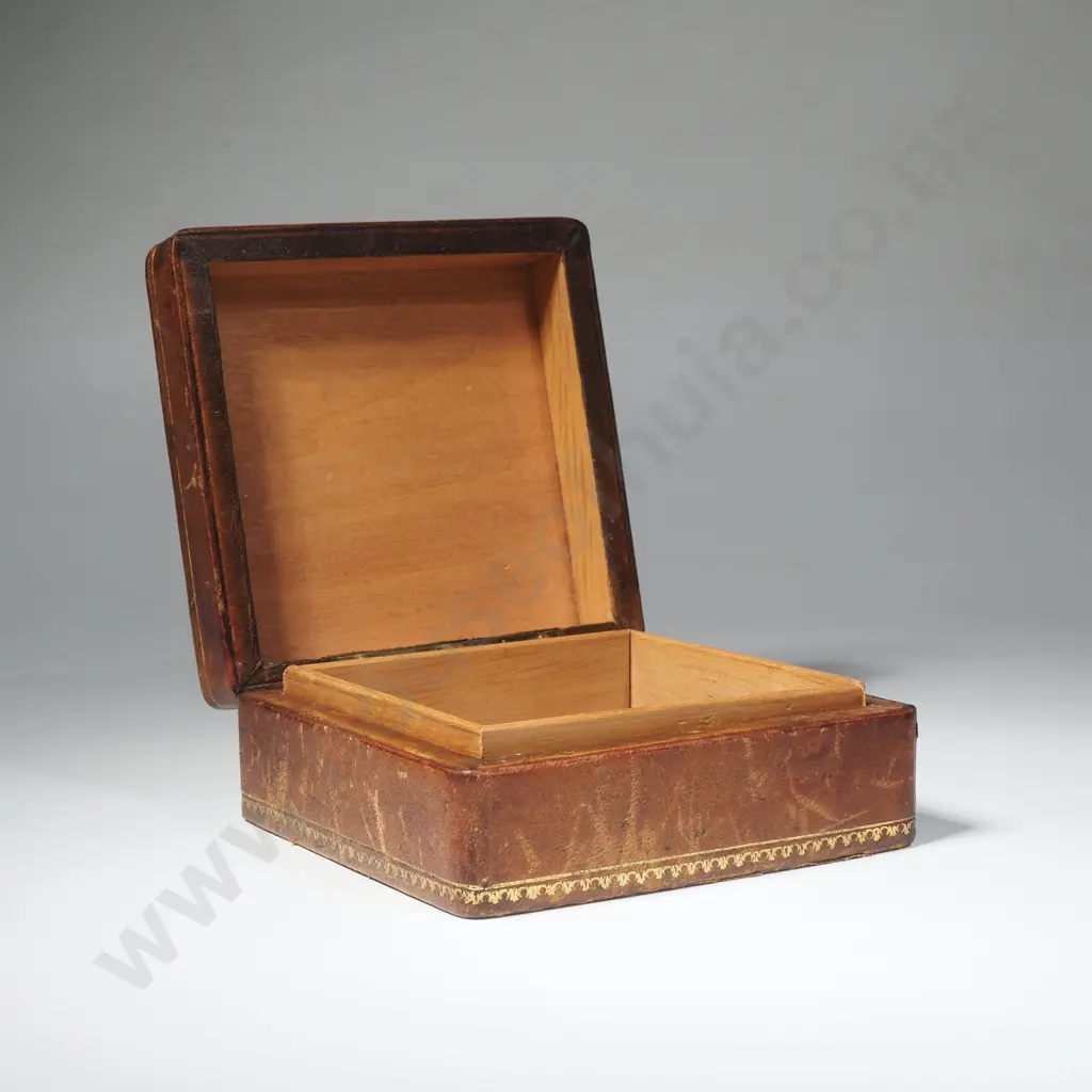 A Square Embossed Leather Jewellery Box w Gilt Decoration Image 1++