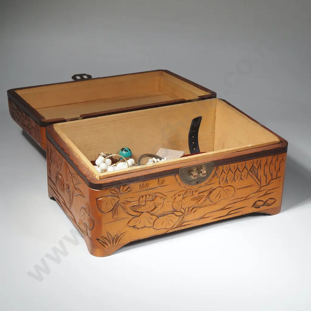 Oriental Wooden Jewellery Box w Collection of Costume Jewellery Image 1++