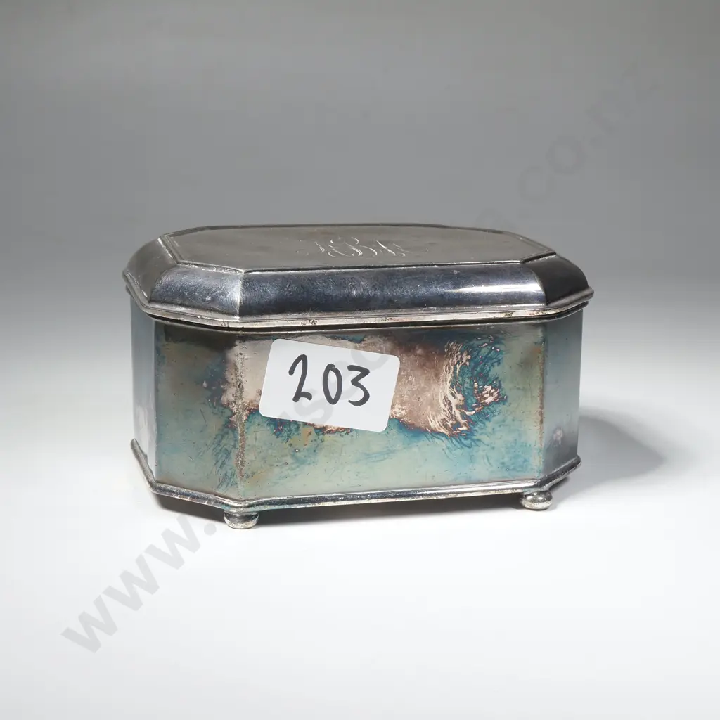 Quadruple Plate Jewellery Box, Initialled Image 1++