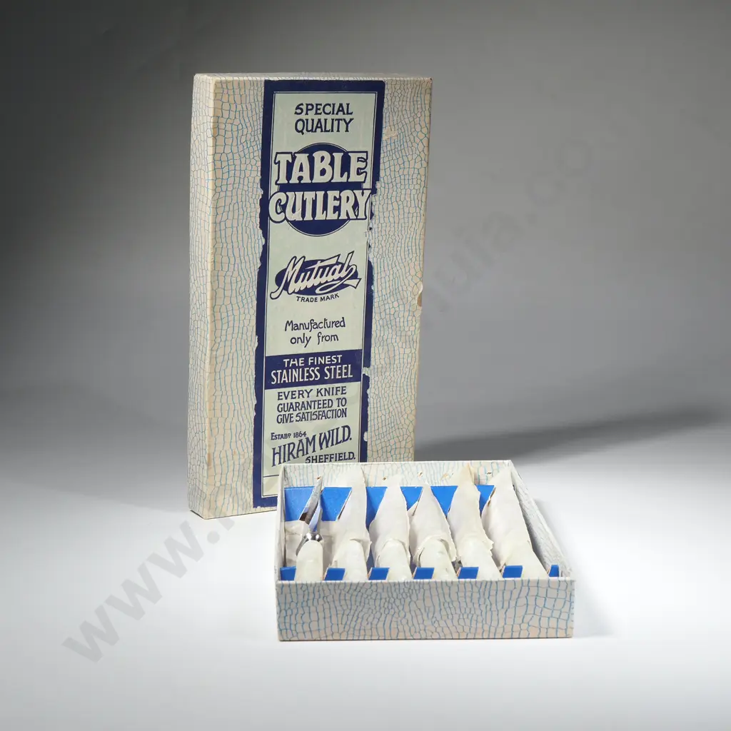 Boxed Set of Six Stainless Steel Serrated Knives - Lancaster Image 1++