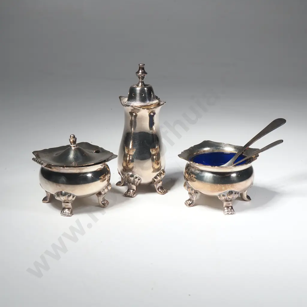 Silver Plate Cruet Set Comprising Pepper, Salt & Mustard Pot & Complete w Two Spoons Image 1++