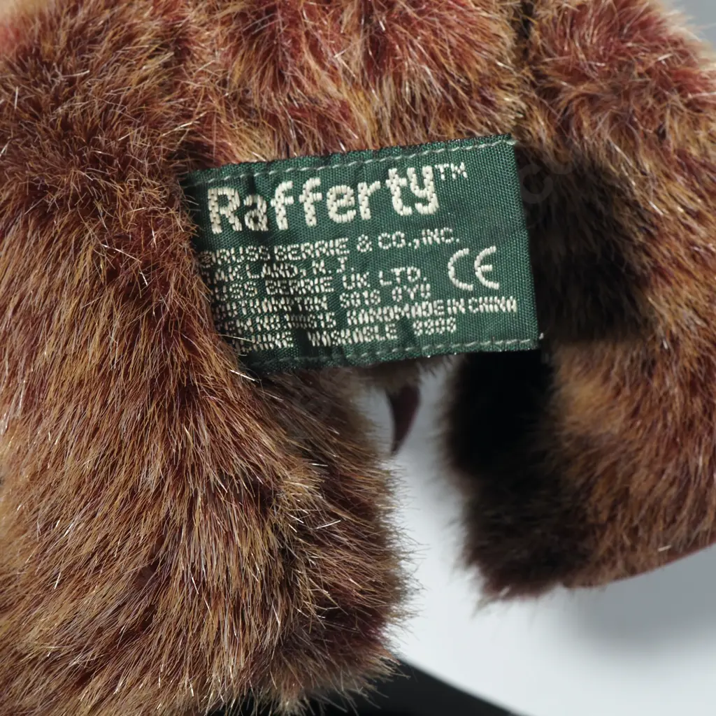 Four Teddy Bears in Varying Sizes & Colours Image 1++