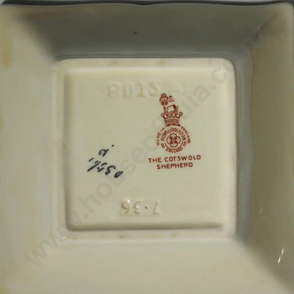 Royal Doulton 'Autumn Glory' Plate & 'The Cotswold Shepherd' Square Dish Image 1++