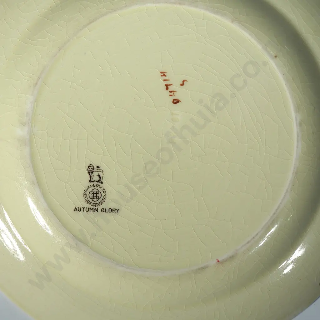 Royal Doulton 'Autumn Glory' Plate & 'The Cotswold Shepherd' Square Dish Image 1++