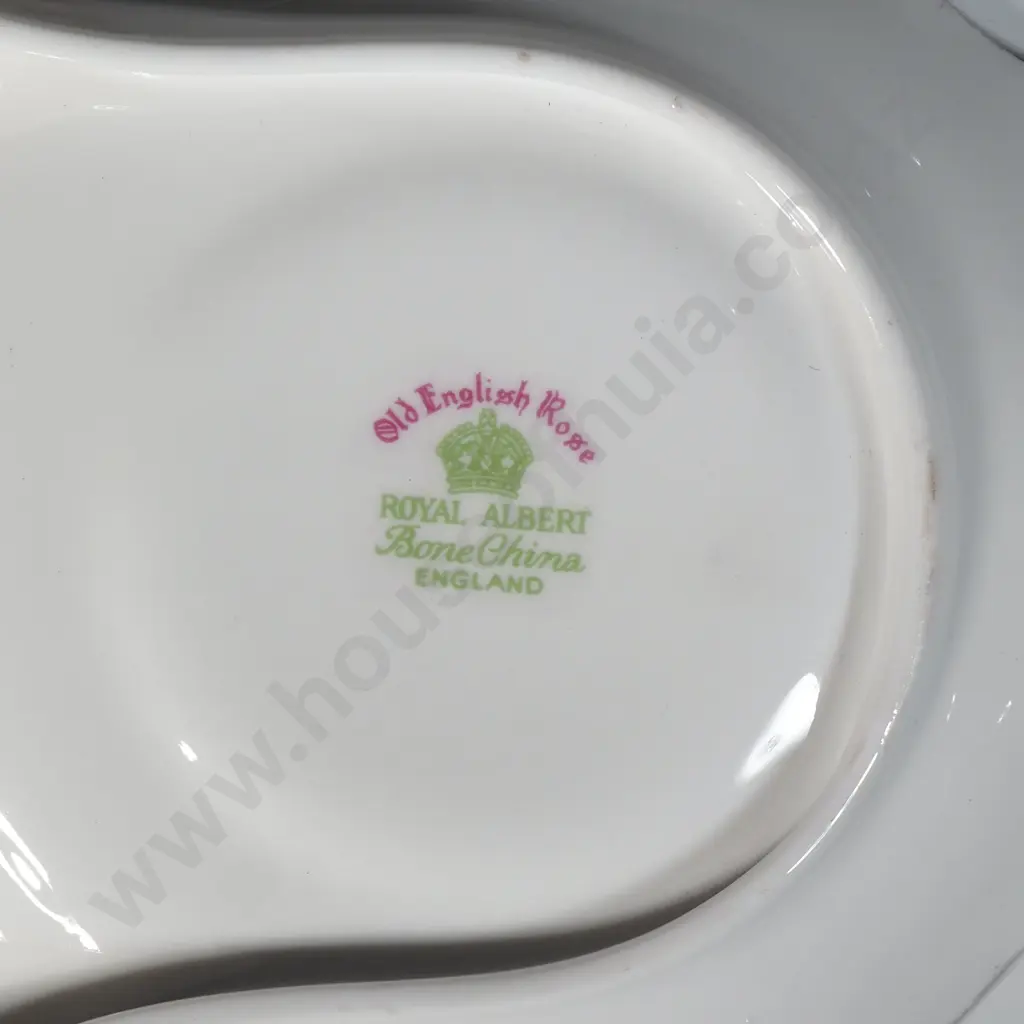 Royal Albert Rose n' Gold Tennis Cup, Sandwich Tray & Two Small Trays Image 1++