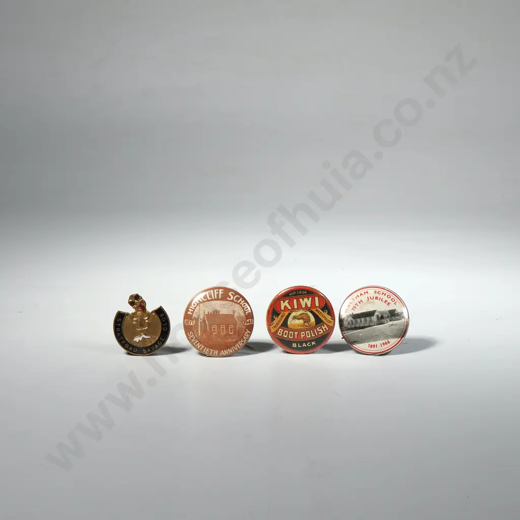 Assorted Badges - Including Stratford Savage Club & Kiwi Boot Polish Image 1++