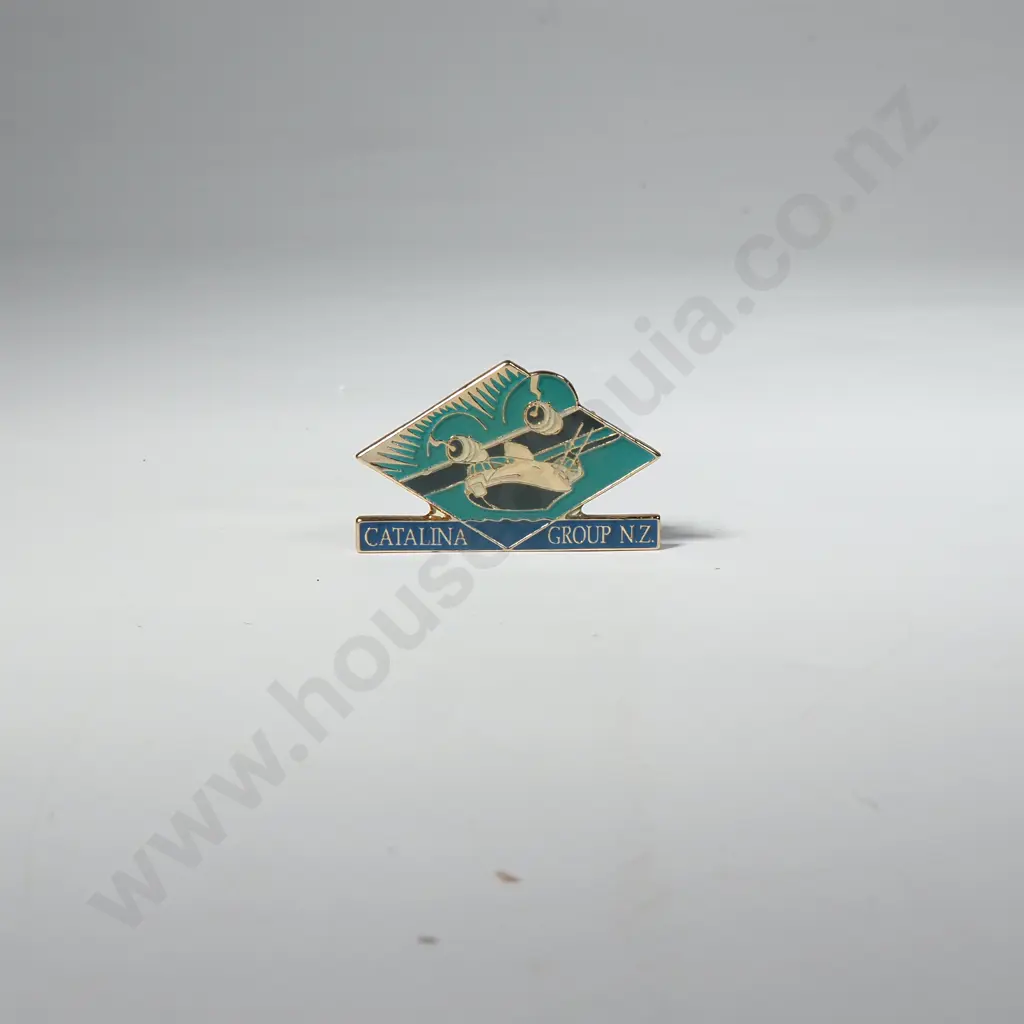 Catalina Group NZ Vintage Enamel Pin Image 1++