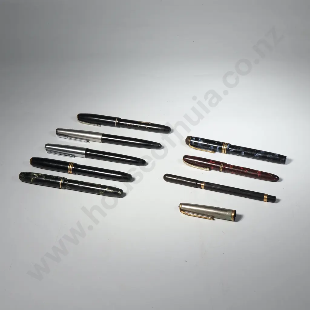 Quantity of Quality Vintage Nib less Fountain Pens Image 1++