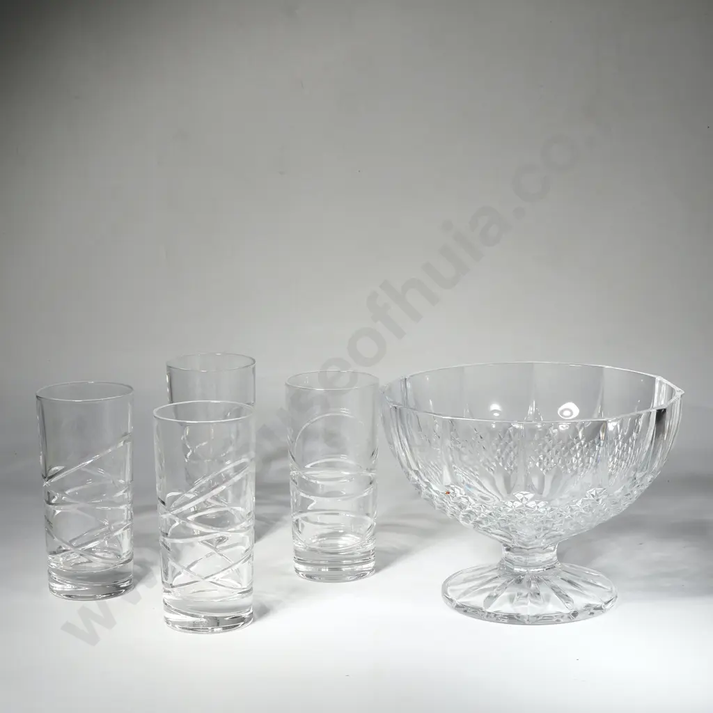 Large Glass Bowl on Stand & Four Glass Hi-ball Glasses Image 1++