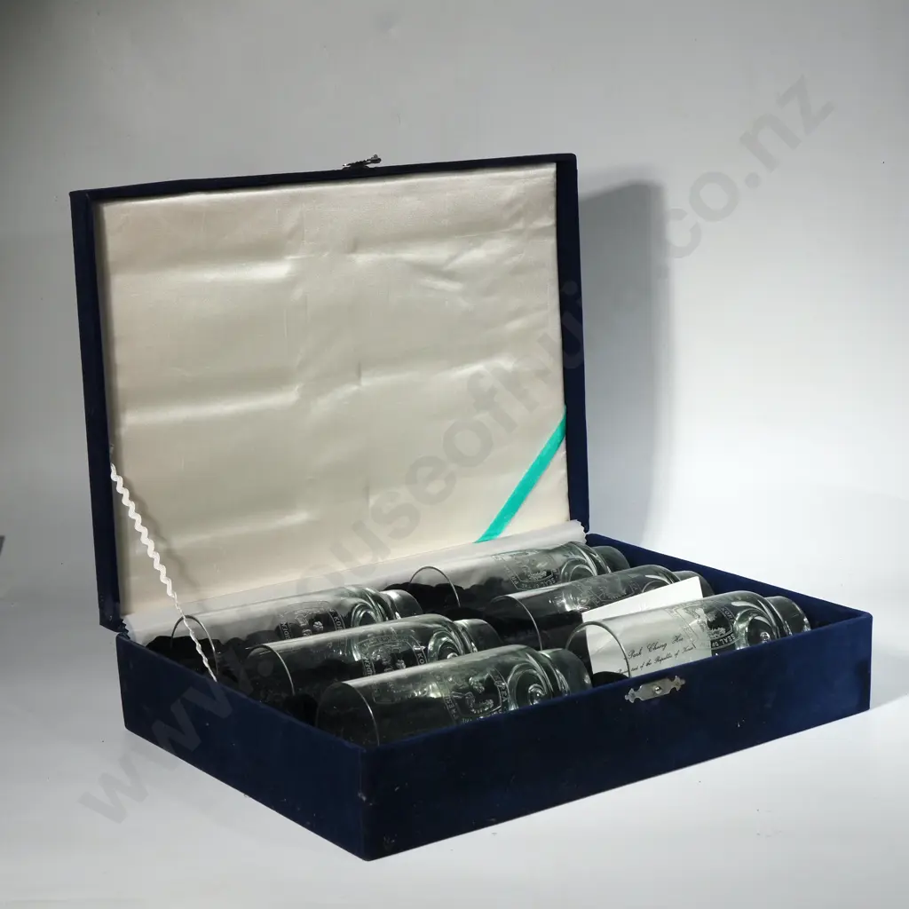 Vintage Cased Set of Six 'President of the Republic of Korea' High Ball Glasses Image 1++