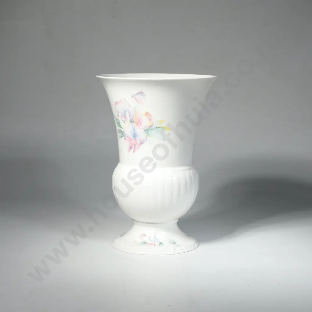 Large Aynsley 'Little Sweetheart' Urn Shaped Vase Image 1++