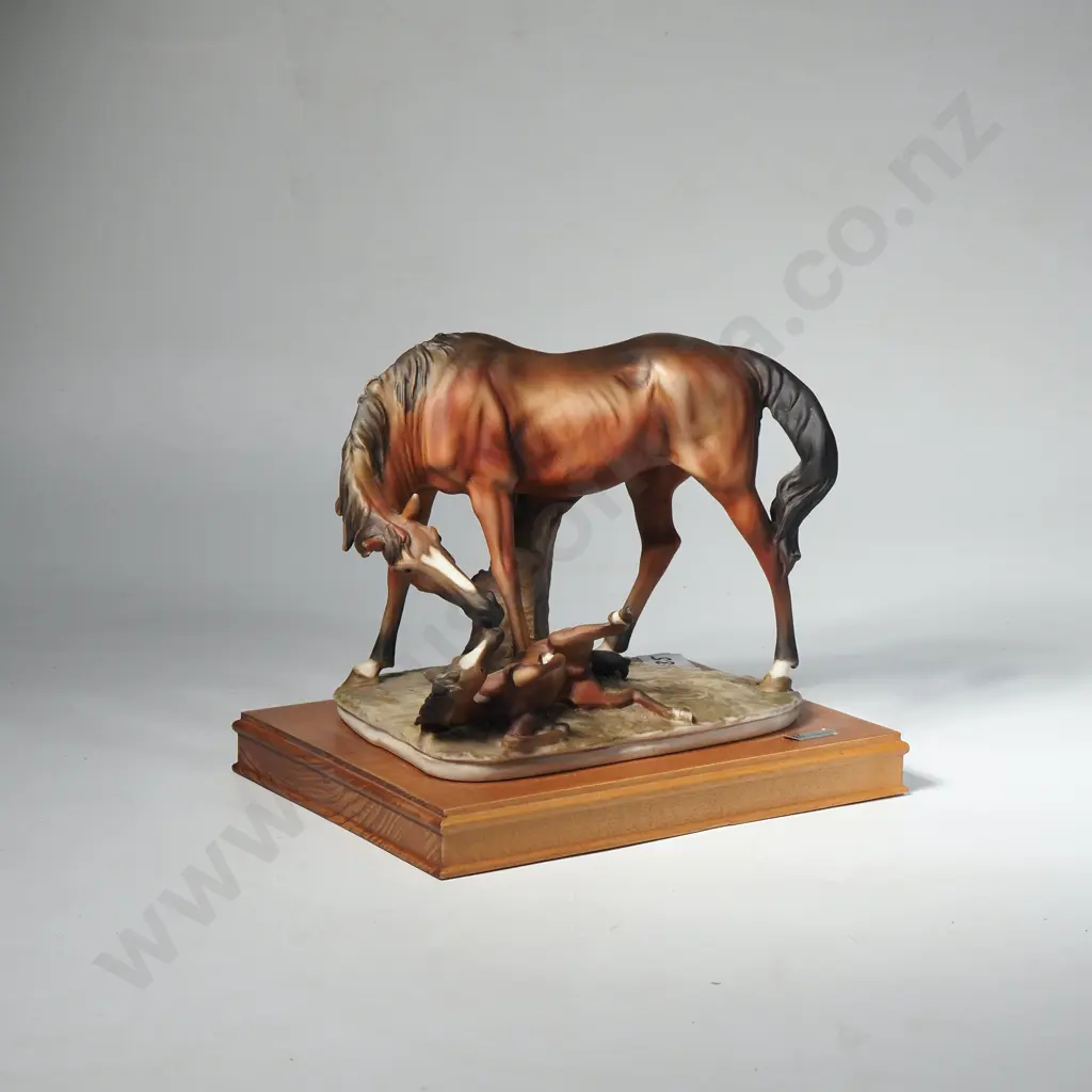 Capodimonte Giuseppe Armani ' Mare with Foal" Figure in Resin & Mounted on a Wooden Base Image 1++