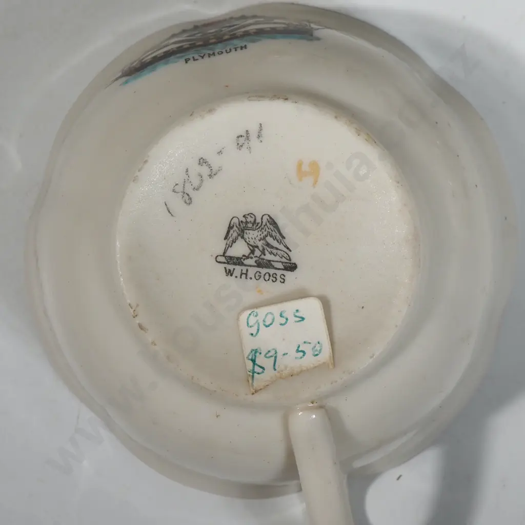 Fifteen Souvenir China Miniatures by Goss Image 1++