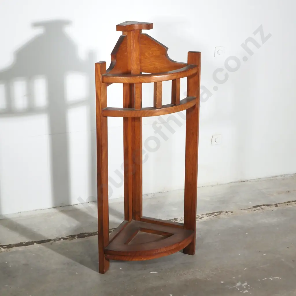 Oak Arts & Crafts Corner Umbrella Stand Image 1++