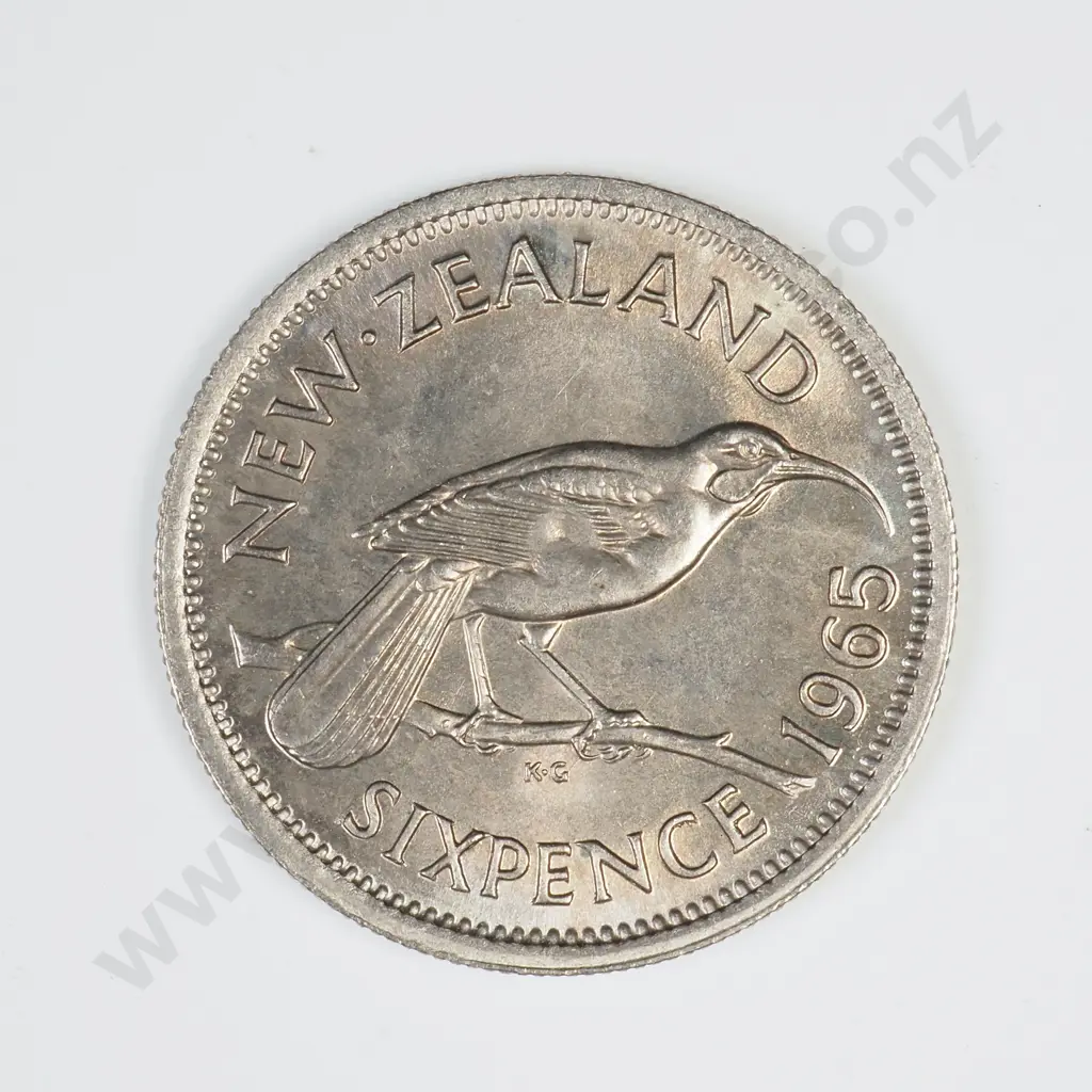 1965 TYPE 1 'BROKEN WING' SIXPENCE, B.UNC, MINIMUM C.V $100 Image 1++