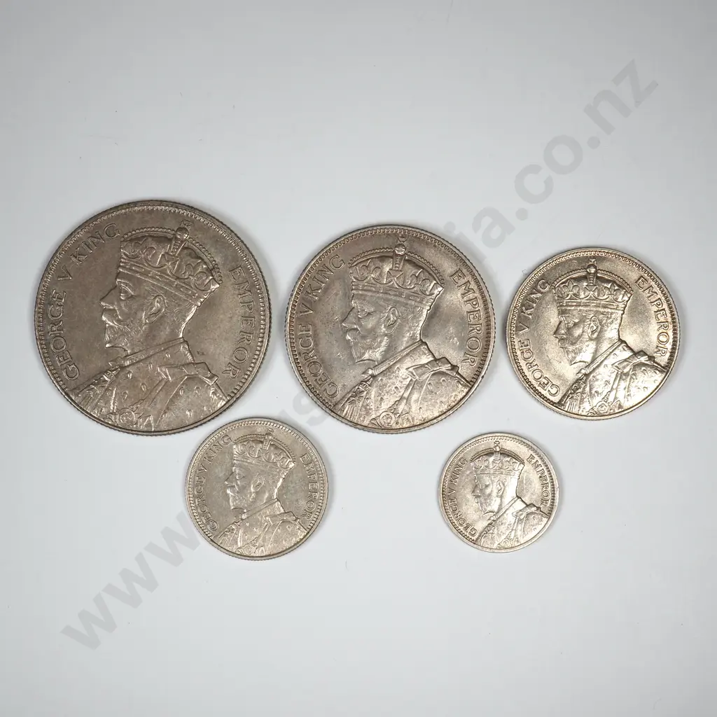 1933 FIVE COIN DATE SET, E.F OR BETTER MIN CCV$385 Image 1++