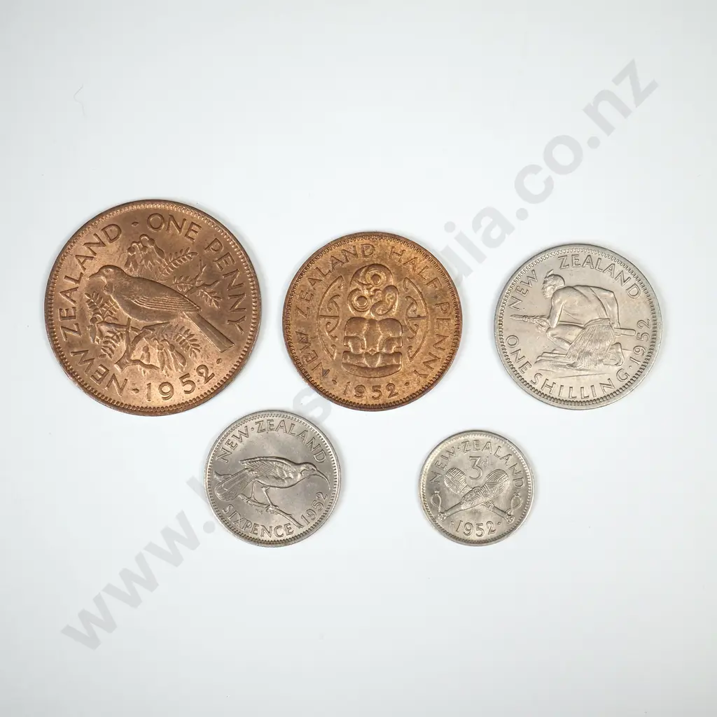 1952 FIVE COIN DATE SET, E.F OR BETTER MIN CCV$110 Image 1++