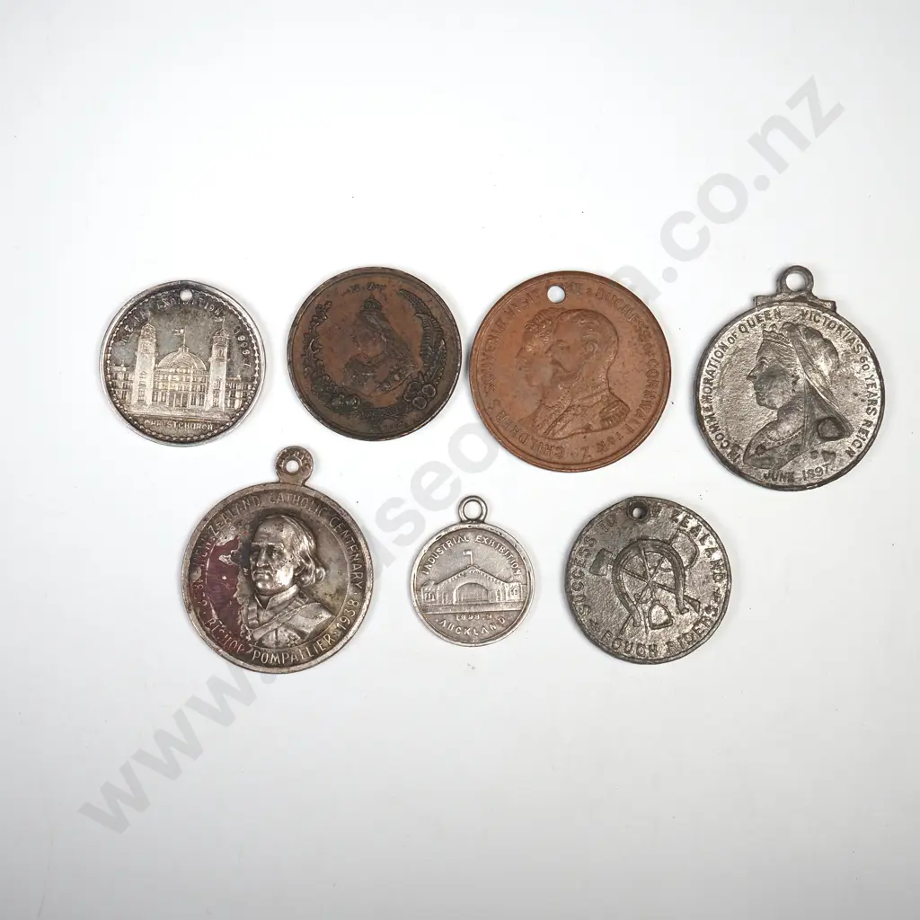 7 X COMMEMORATIVE MEDALETS Image 1++
