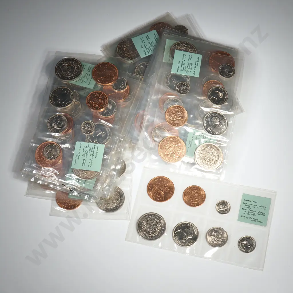 40 X 1965 GREEN LABEL UNC COIN SETS, CLEAR PLASTIC, MINIMUM C.V $720 Image 1++