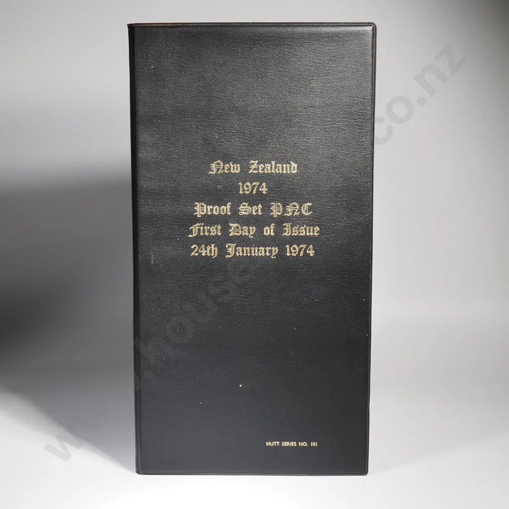 1974 PROOF COIN SET PNC, 24TH JANUARY 1974 Image 1++