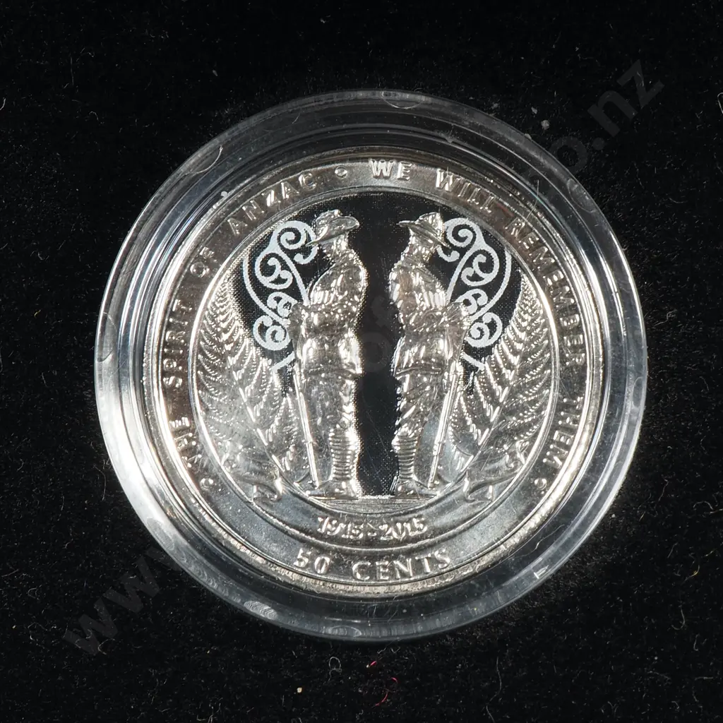 2015 ANZAC UNC 50 CENTS IN STAFF ISSUE RESERVE BANK PLUSH CASE ( CASE MARKED UNDERNEATH ), C.V $350 Image 1++