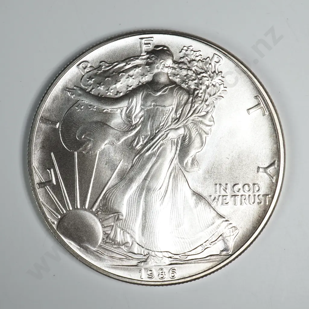 1986 Uncirculated Silver Dollar Image 1++