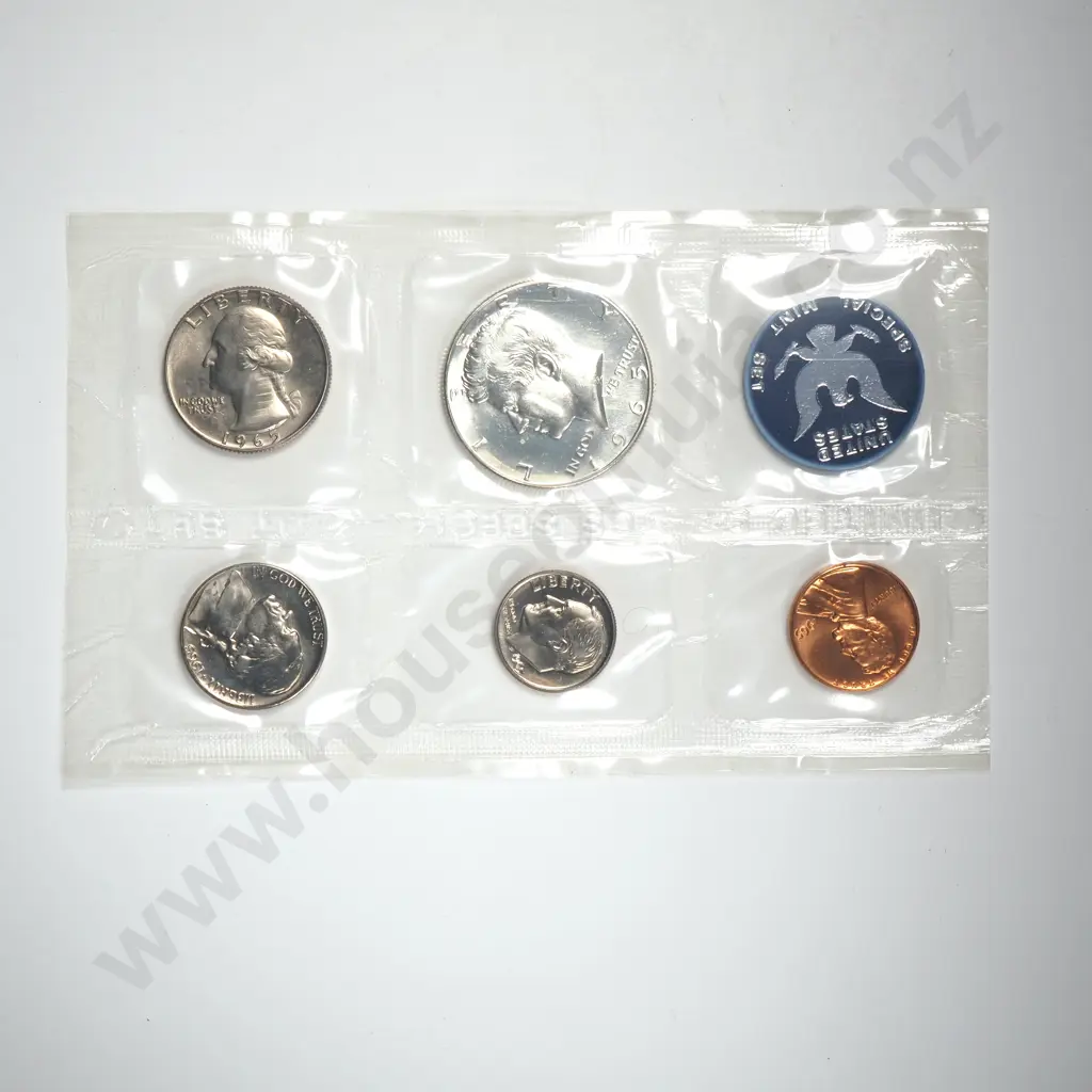 1965 Uncirculated Mint Set Image 1++