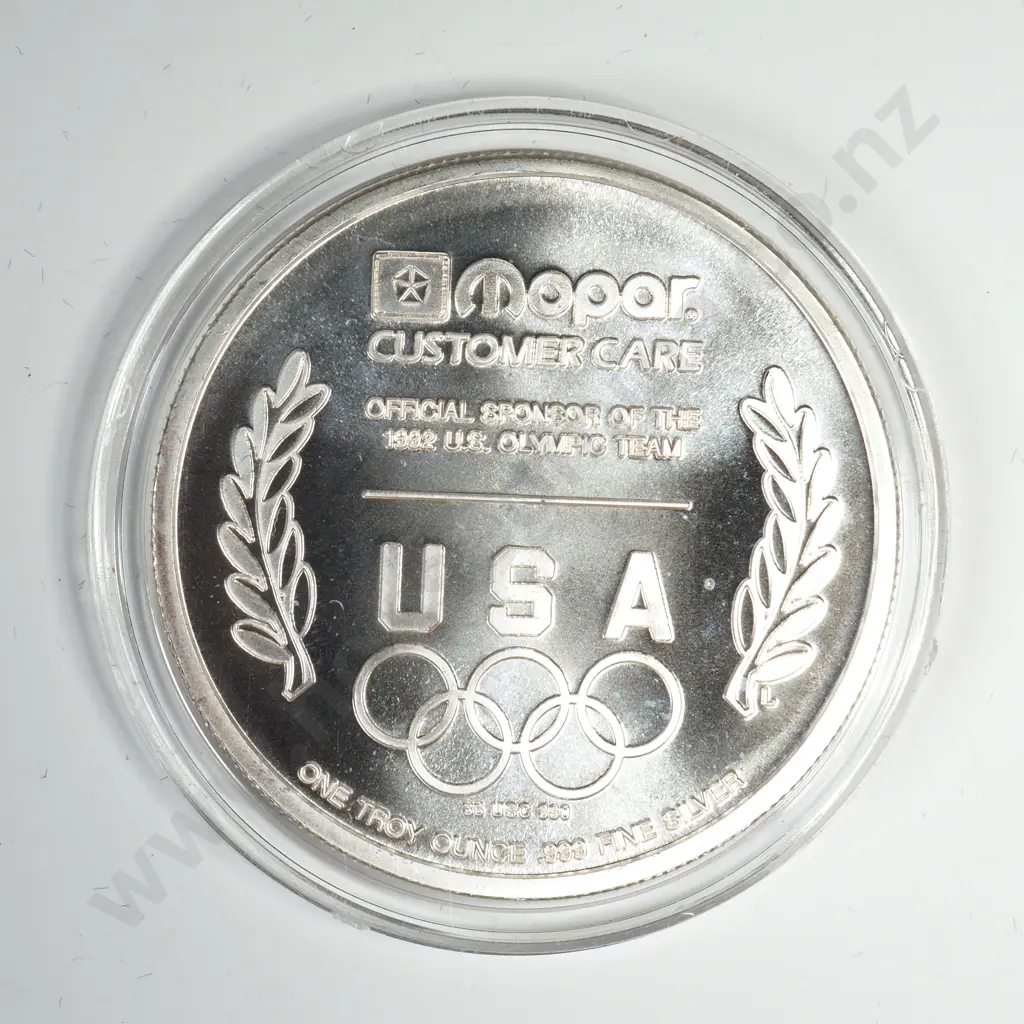 1992 Barcelona Olympic Commemorative - one troy ounce .999 silver Image 1++