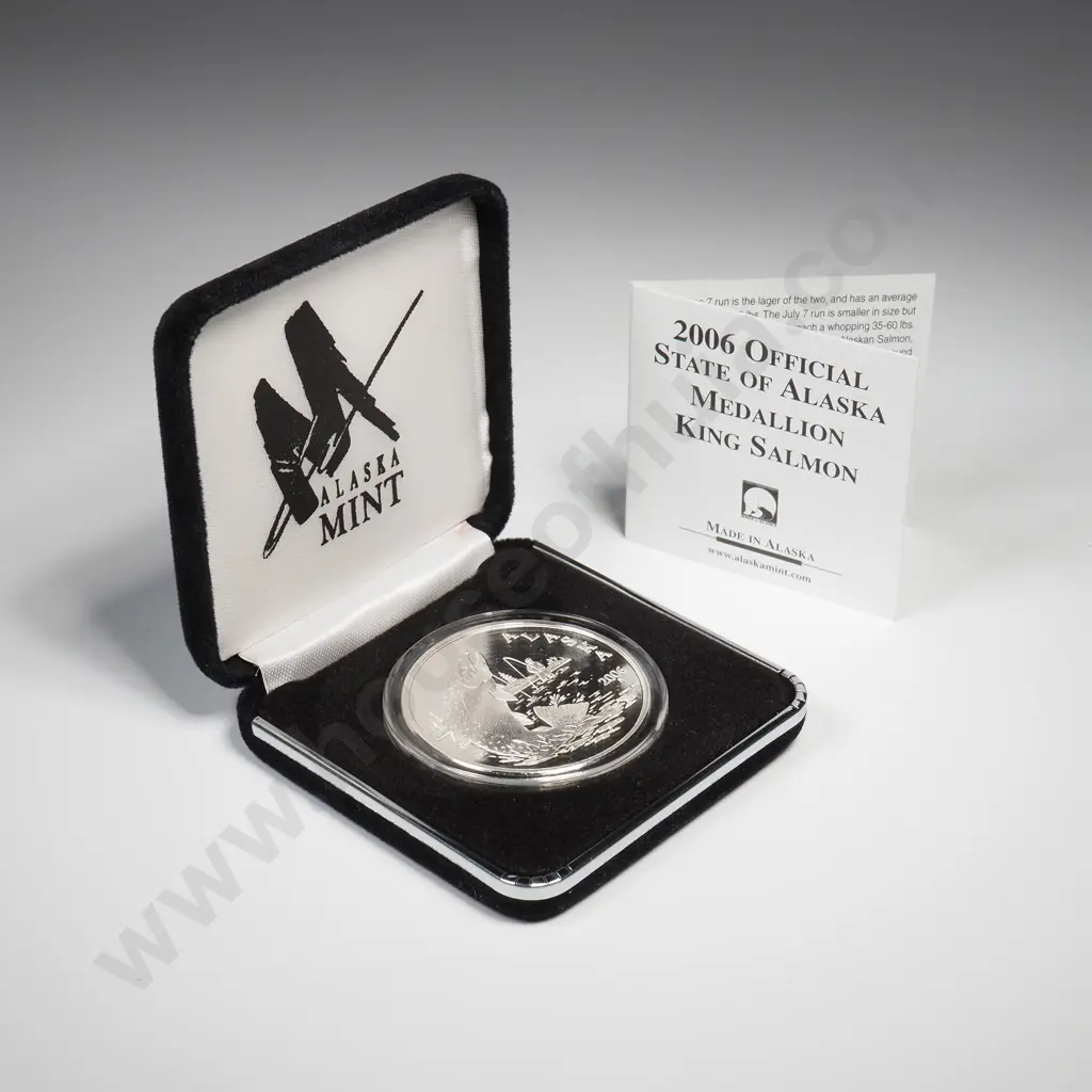 2006 Official State of Alaska King Salmon Proof Medallion - one troy ounce .999 silver Image 1++