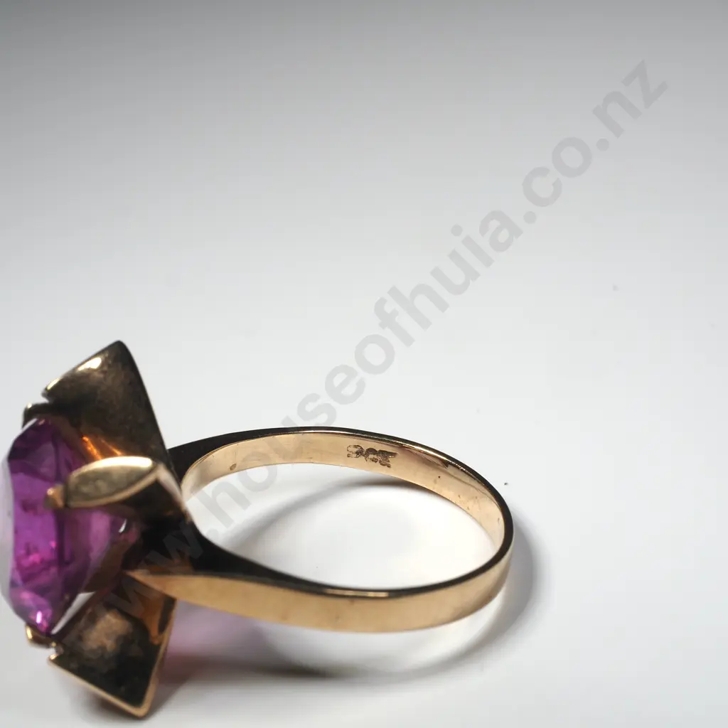Modernist 9ct Gold Ring Image 1++