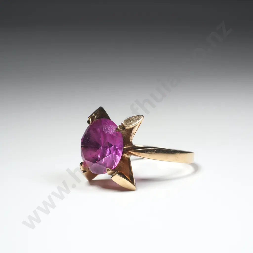 Modernist 9ct Gold Ring Image 1++