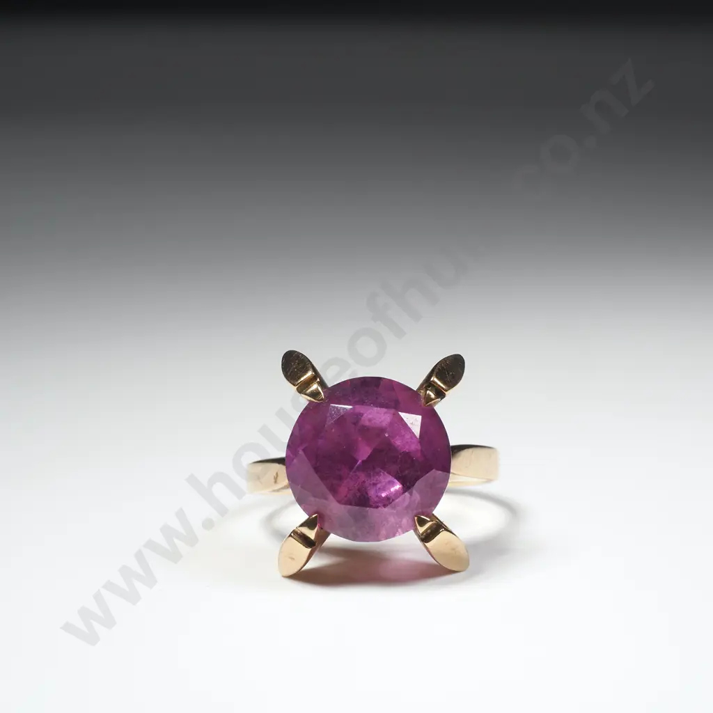 Modernist 9ct Gold Ring Image 1++