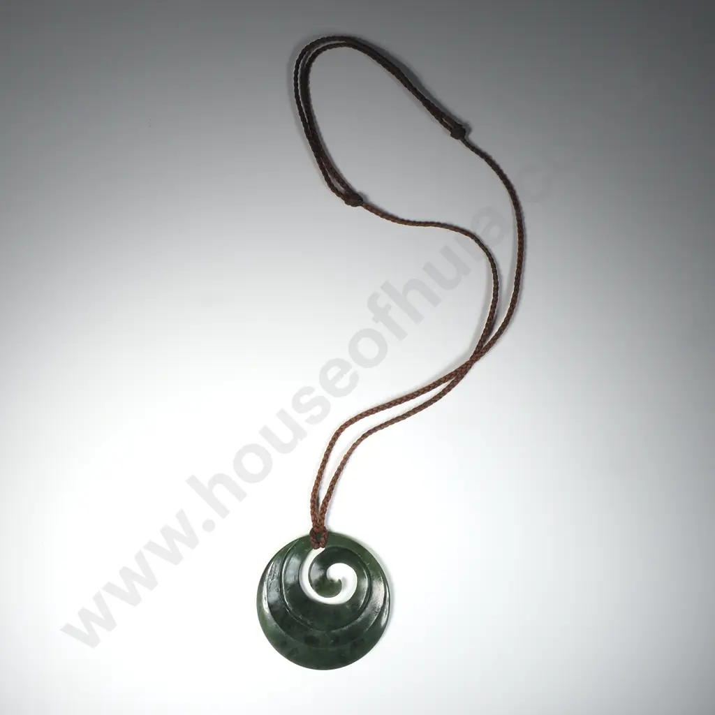 High Quality Pounamu Koru Pendant Image 1++