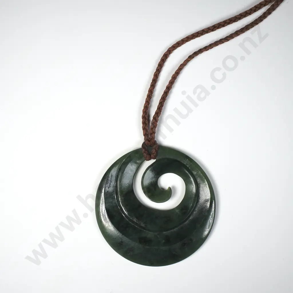 High Quality Pounamu Koru Pendant Image 1++