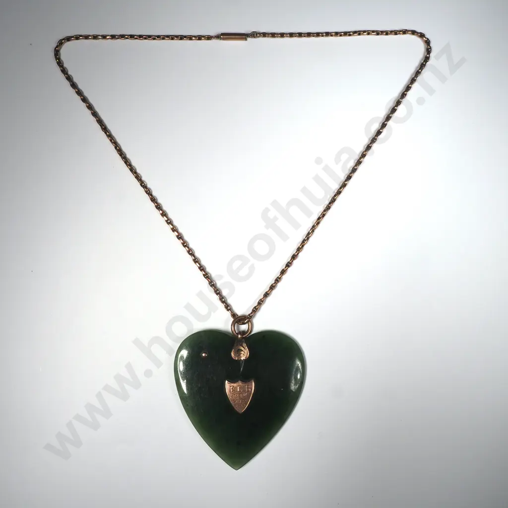 Impressive Colonial 9ct Gold Greenstone Heart Pendanat w Antique 9ct Gold Chain - Dedicated P&T Staff 31/12/05 Image 1++