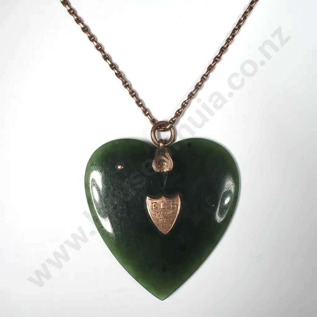 Impressive Colonial 9ct Gold Greenstone Heart Pendanat w Antique 9ct Gold Chain - Dedicated P&T Staff 31/12/05 Image 1++