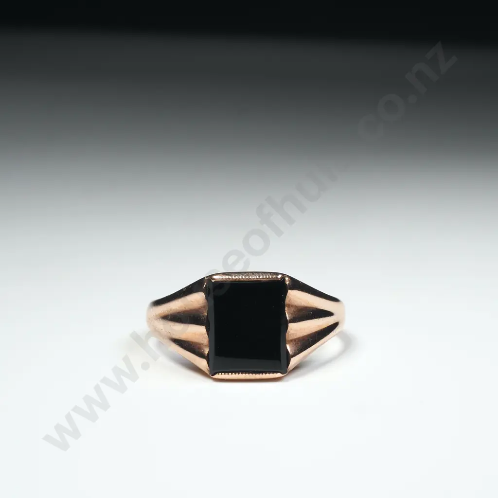 Vintage 9ct Rose Gold Signet Ring Image 1++